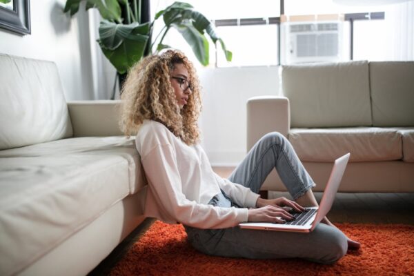 How To Teach English Online And Get Paid Gescola How To Teach English Online And Get Paid Gescola